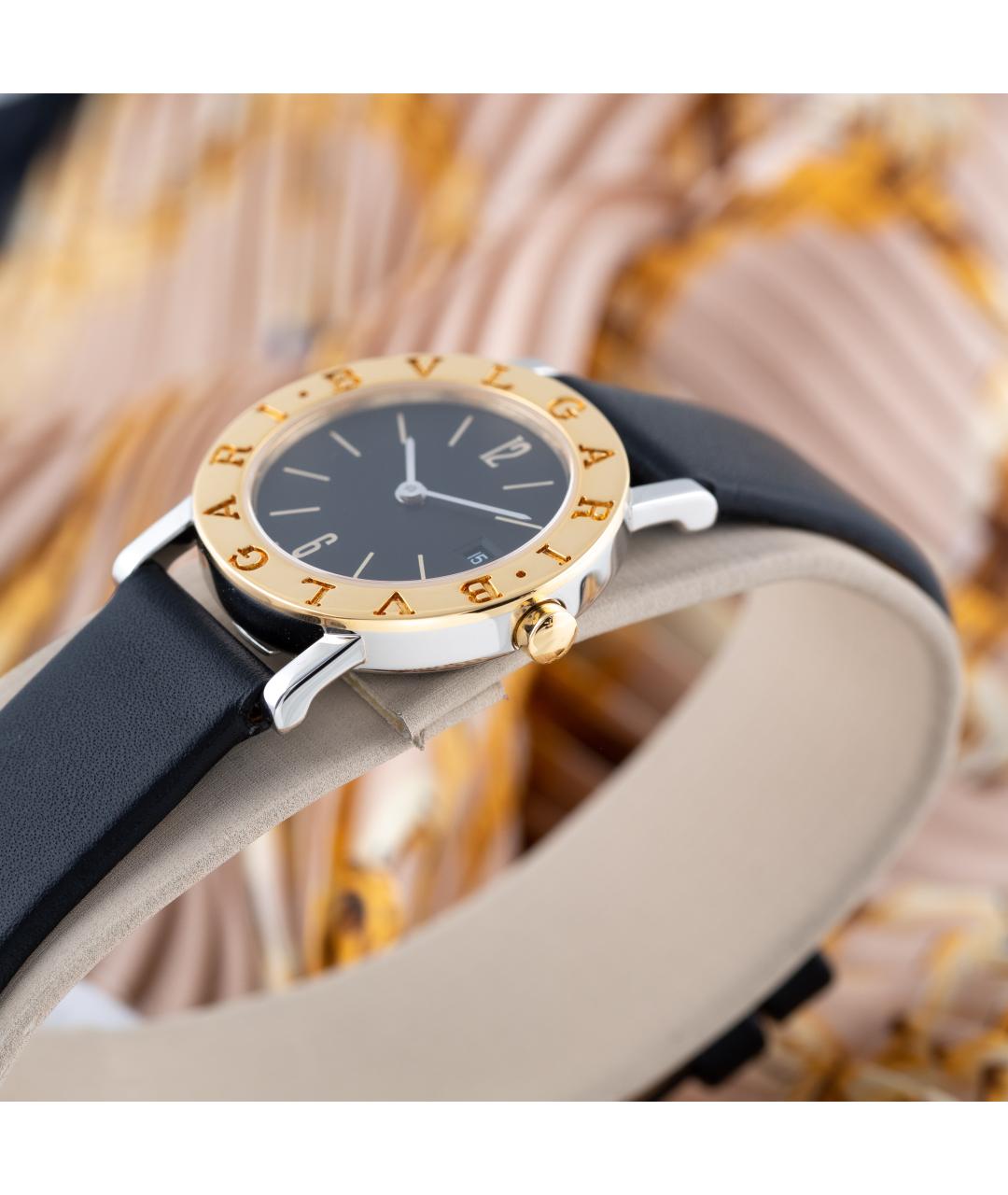 BVLGARI Черные часы из желтого золота, фото 3