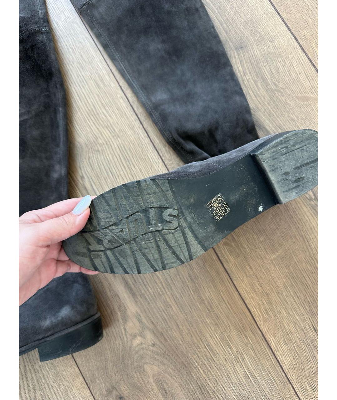 STUART WEITZMAN Антрацитовые замшевые сапоги, фото 5