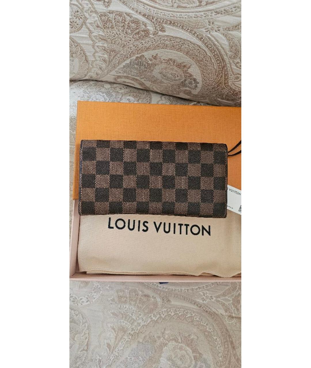 LOUIS VUITTON Коричневый кошелек, фото 3