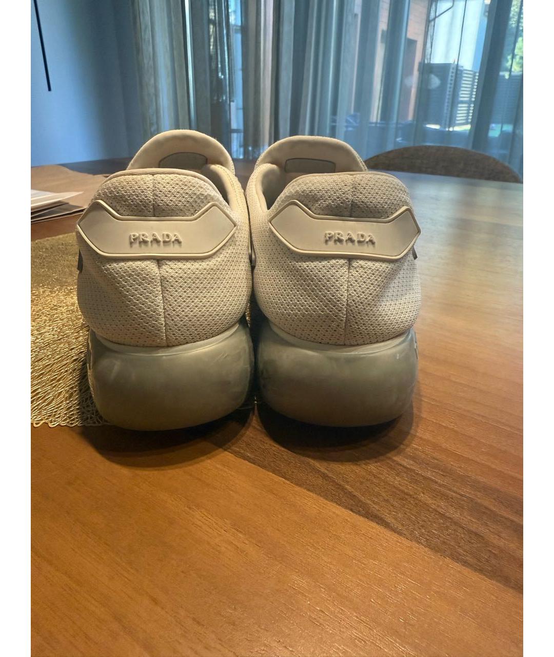 PRADA Белые текстильные кроссовки, фото 5