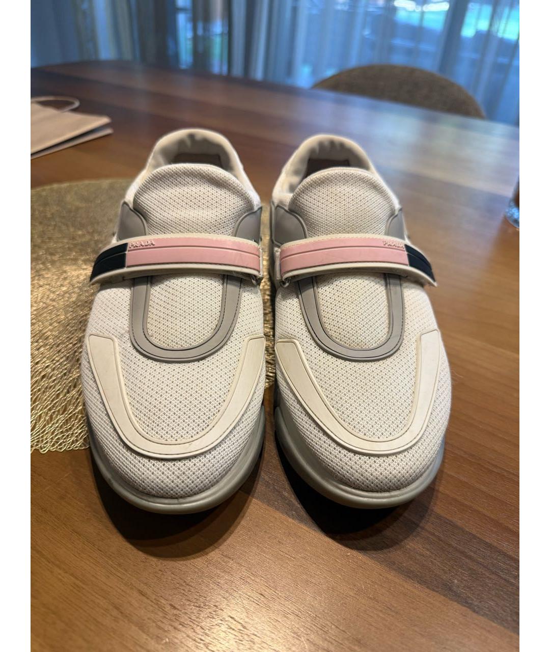 PRADA Белые текстильные кроссовки, фото 3