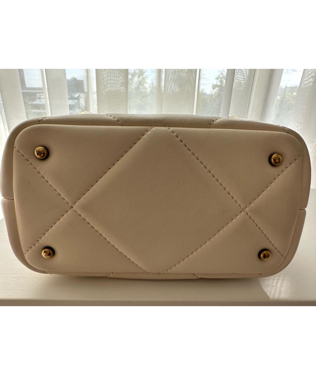 VALENTINO Белая кожаная сумка с короткими ручками, фото 5