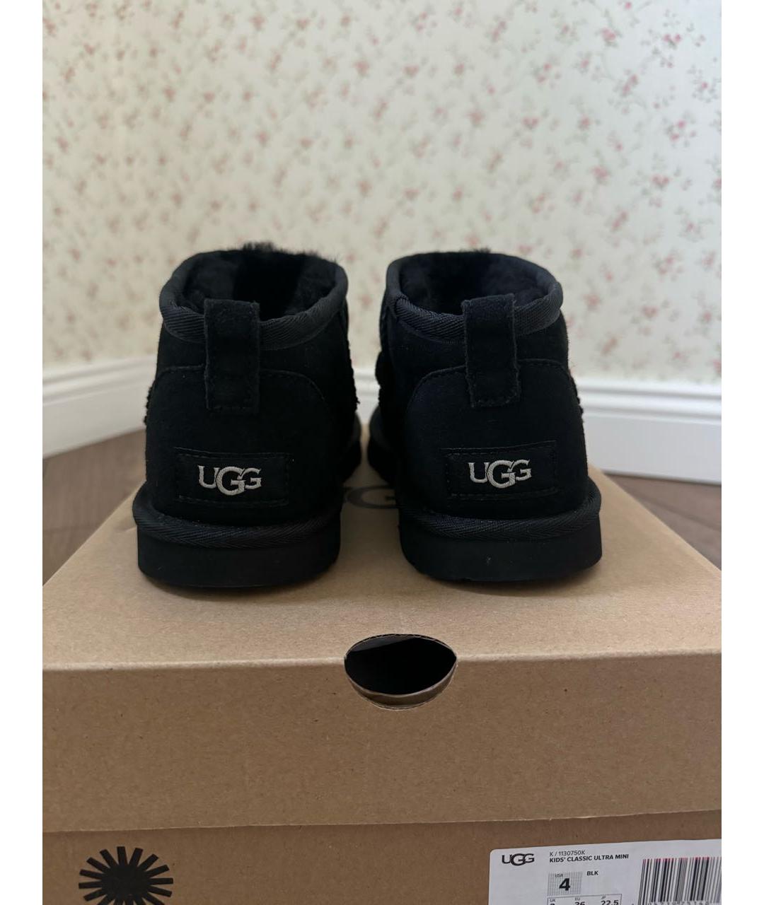 UGG AUSTRALIA Черные замшевые сапоги, фото 4