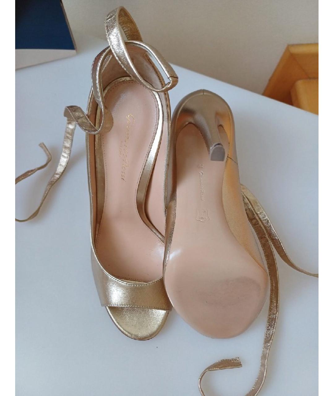 GIANVITO ROSSI Золотые кожаные туфли, фото 6