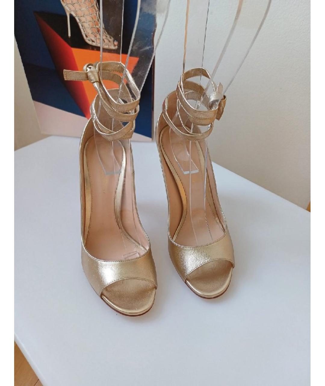 GIANVITO ROSSI Золотые кожаные туфли, фото 3