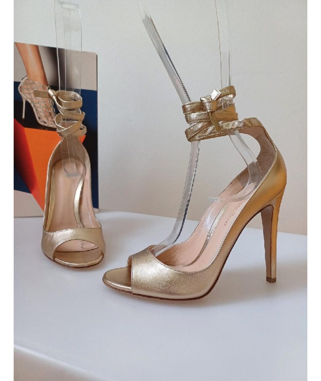 GIANVITO ROSSI Золотые кожаные туфли, фото 4