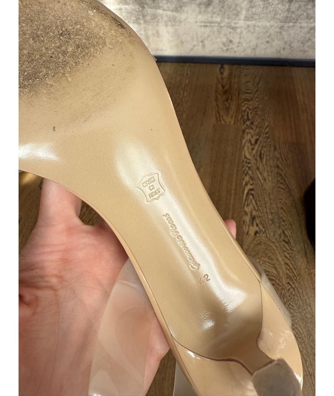 GIANVITO ROSSI Бежевые резиновые босоножки, фото 7
