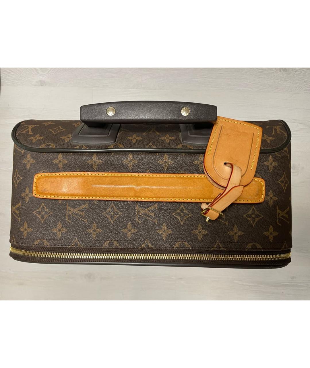 LOUIS VUITTON Коричневый кожаный чемодан, фото 4