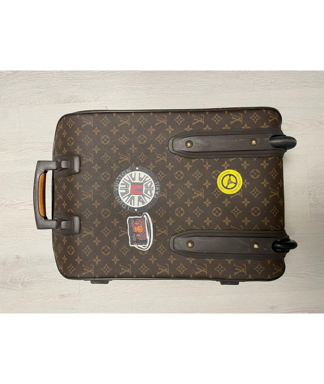 LOUIS VUITTON Коричневый кожаный чемодан, фото 2