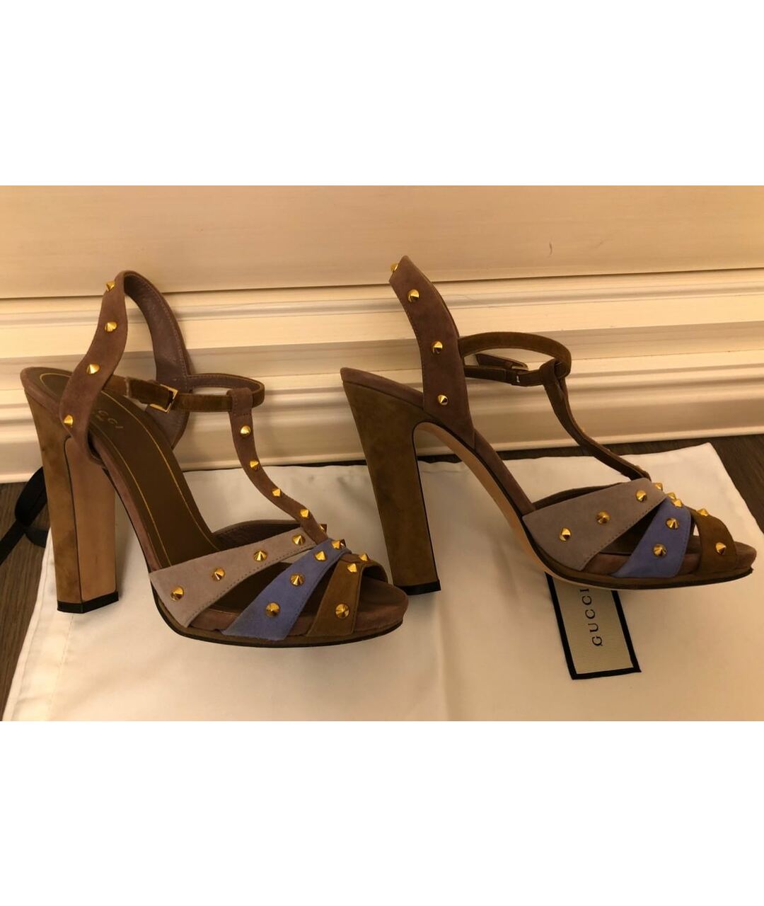 GUCCI Коричневые замшевые босоножки, фото 8