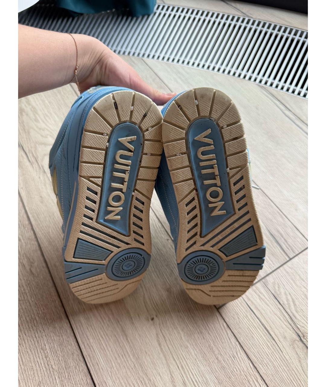 LOUIS VUITTON Голубые кожаные низкие кроссовки / кеды, фото 5