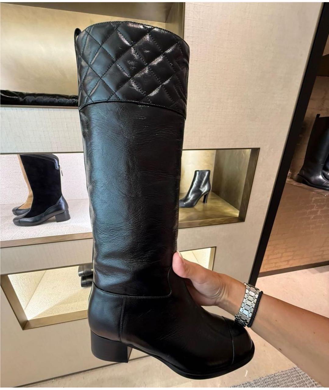 CHANEL Черные кожаные сапоги, фото 4