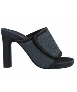 

Босоножки YEEZY