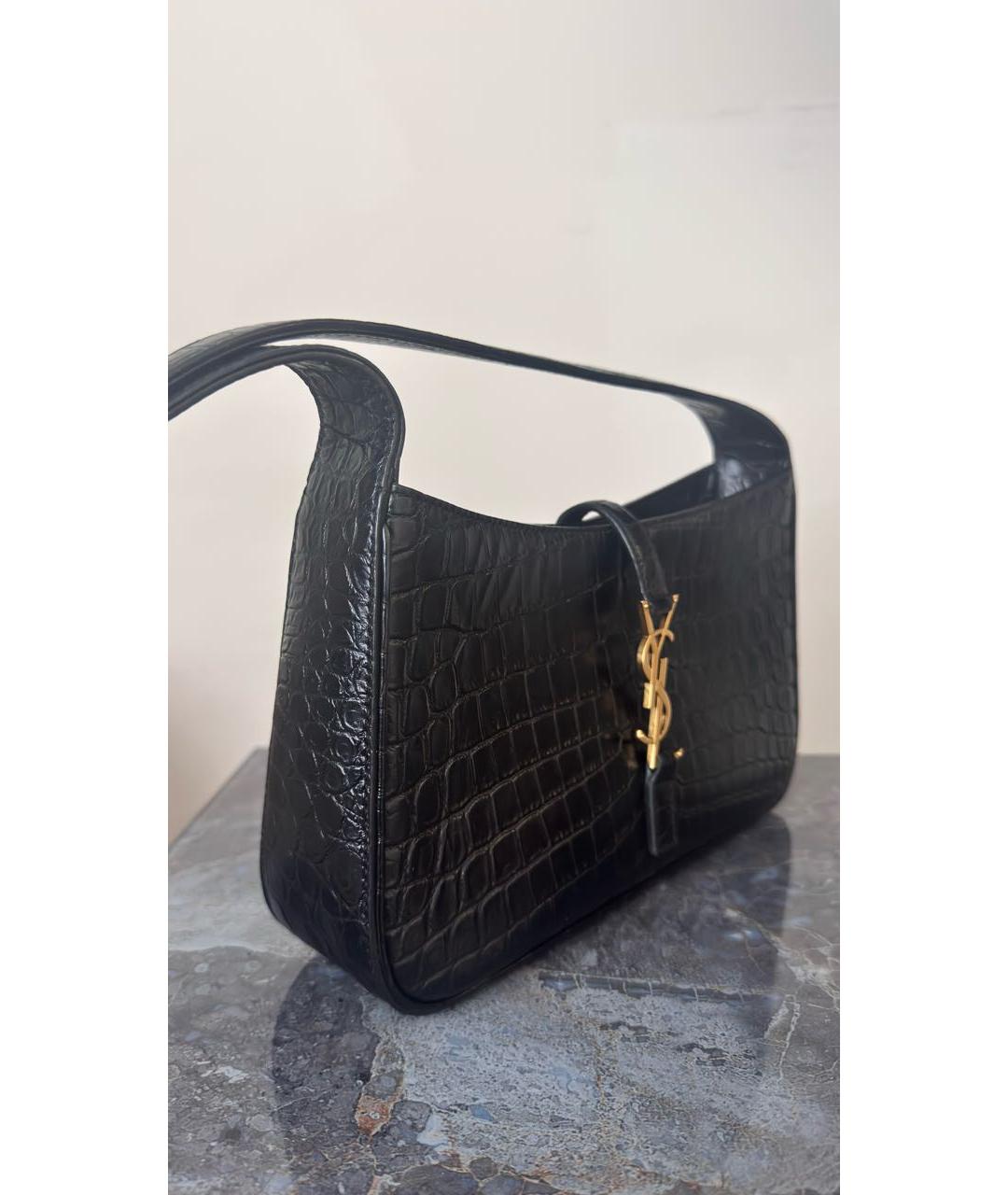 SAINT LAURENT Черная сумка с короткими ручками из лакированной кожи, фото 2