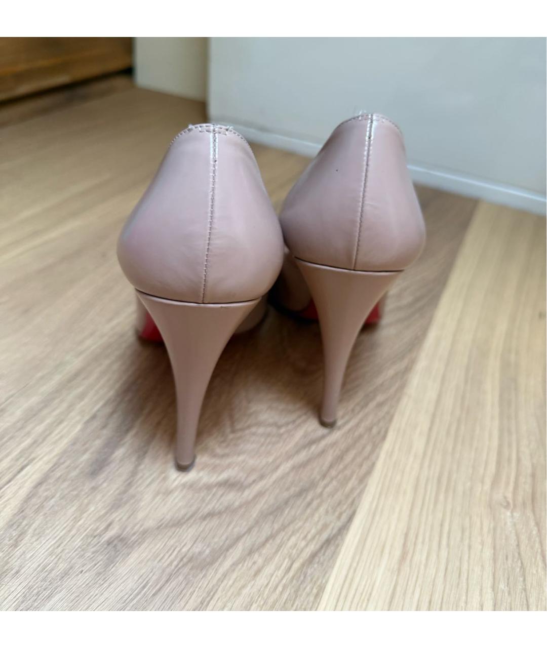 CHRISTIAN LOUBOUTIN Бежевые кожаные туфли, фото 3