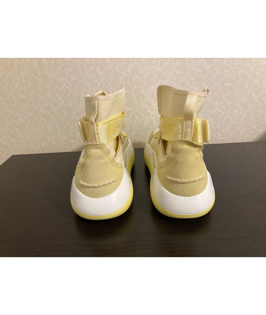 UGG AUSTRALIA Желтые синтетические кроссовки, фото 4