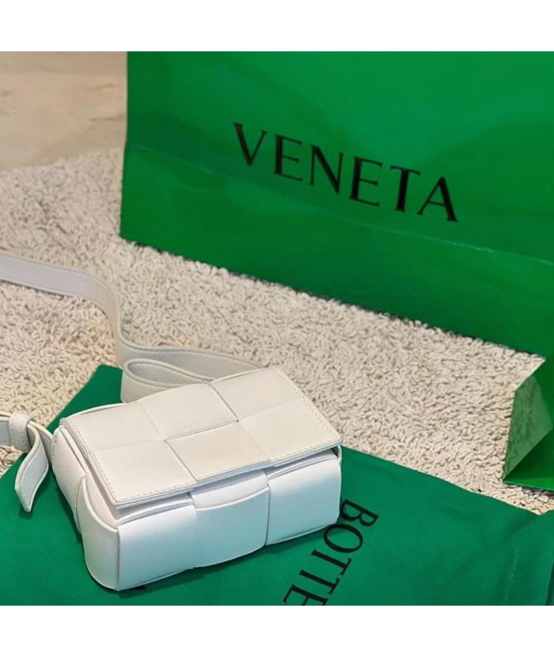 BOTTEGA VENETA Белая кожаная сумка через плечо, фото 2