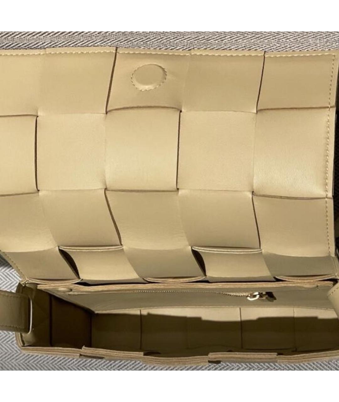 BOTTEGA VENETA Бежевая кожаная сумка через плечо, фото 5