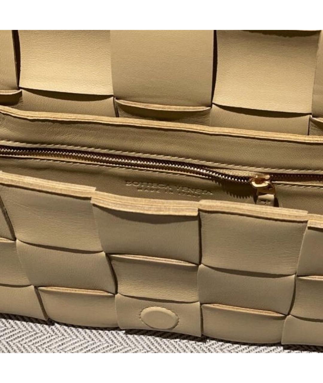 BOTTEGA VENETA Бежевая кожаная сумка через плечо, фото 4