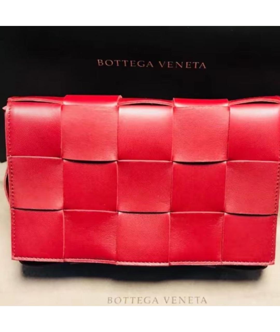 BOTTEGA VENETA Красная кожаная сумка через плечо, фото 3