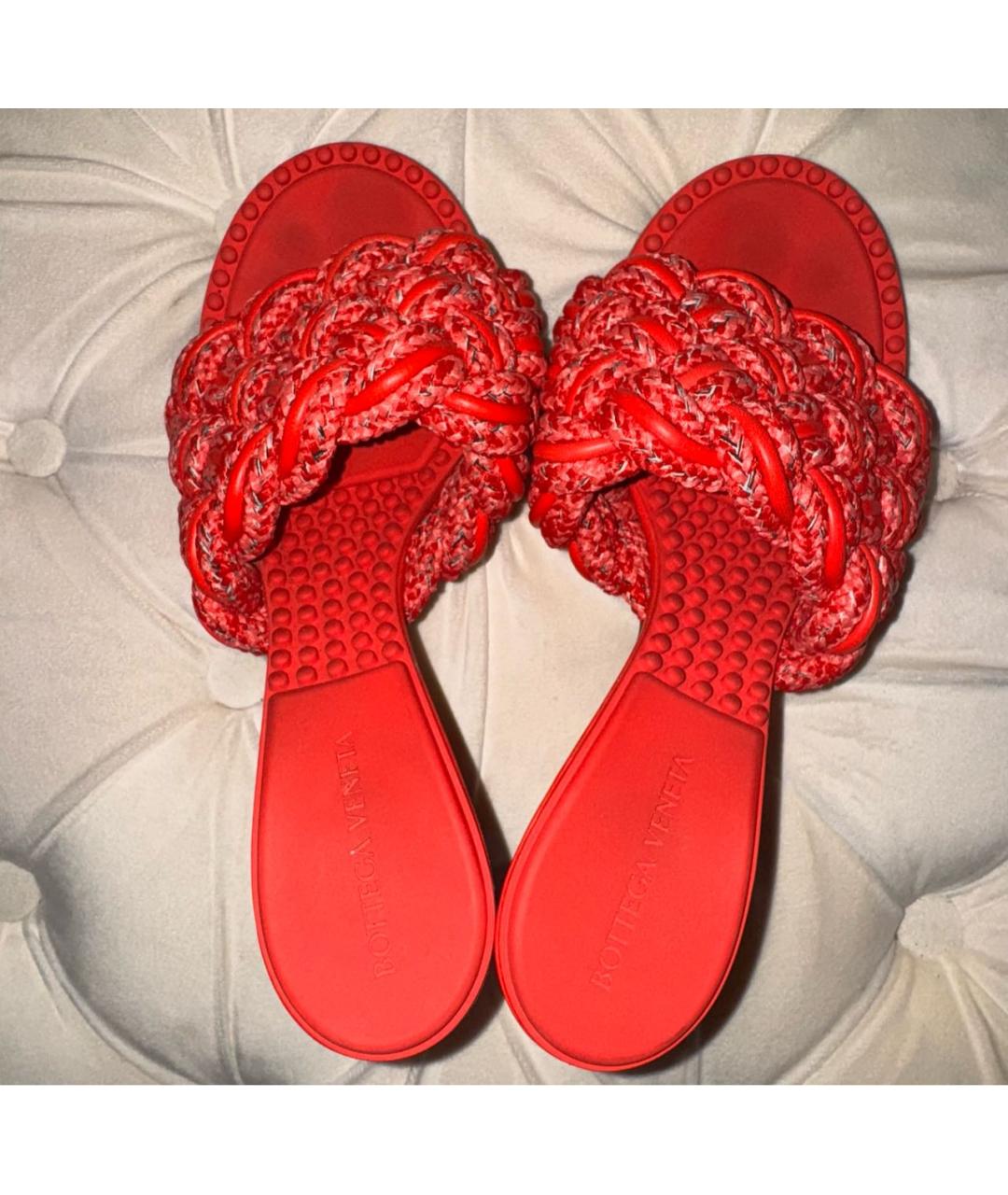 BOTTEGA VENETA Красные резиновые мюли, фото 3