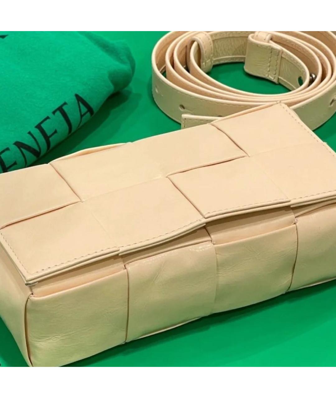 BOTTEGA VENETA Бежевая кожаная сумка через плечо, фото 3