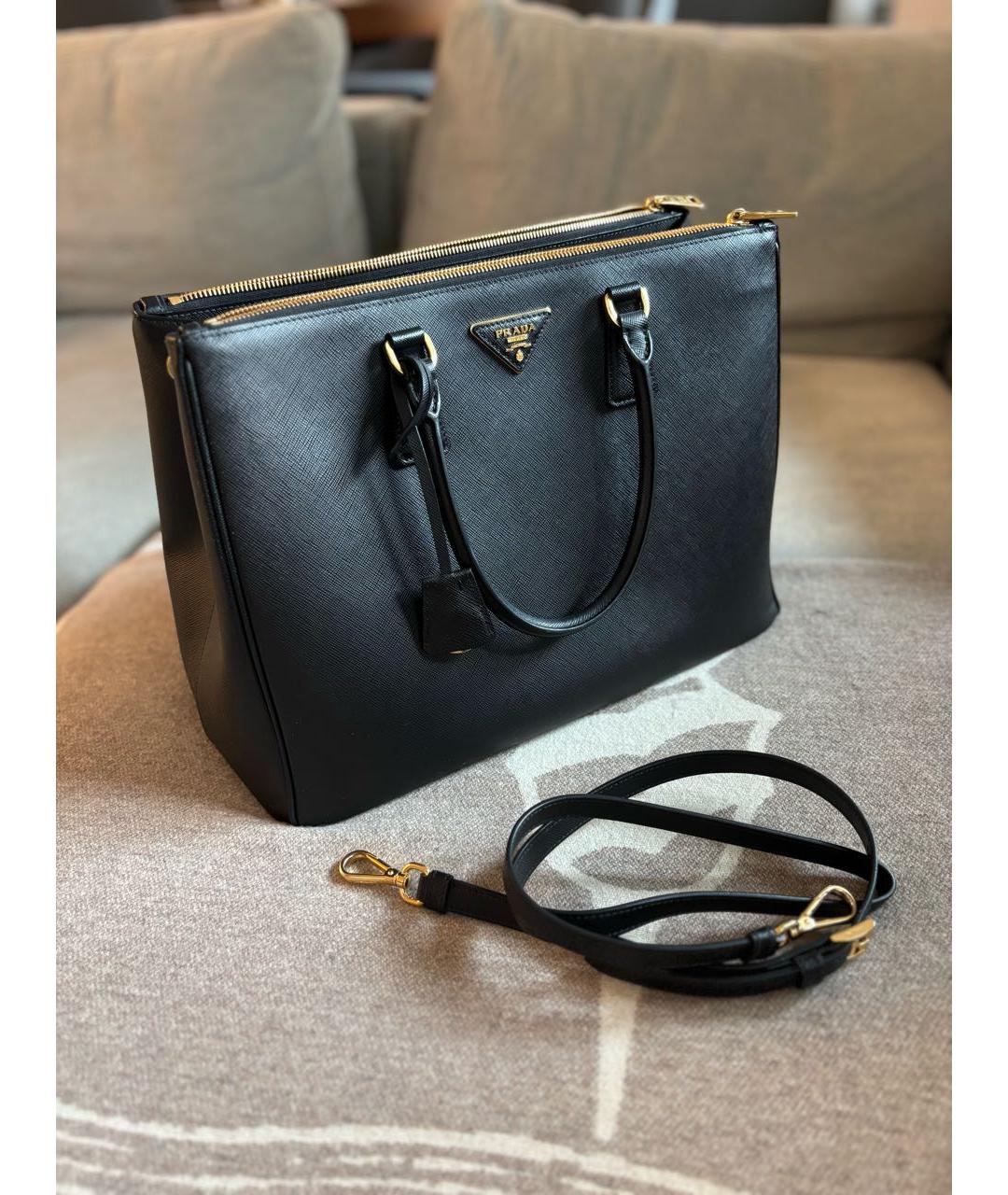 PRADA Черная кожаная сумка тоут, фото 2
