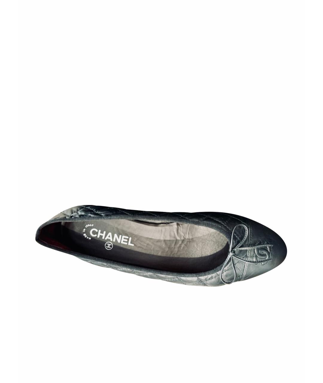CHANEL Черные кожаные балетки, фото 1