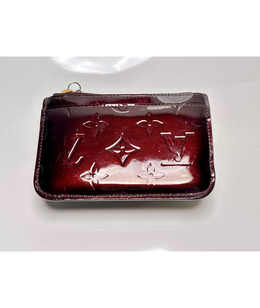 LOUIS VUITTON Бордовый кардхолдер из лакированной кожи, фото 3