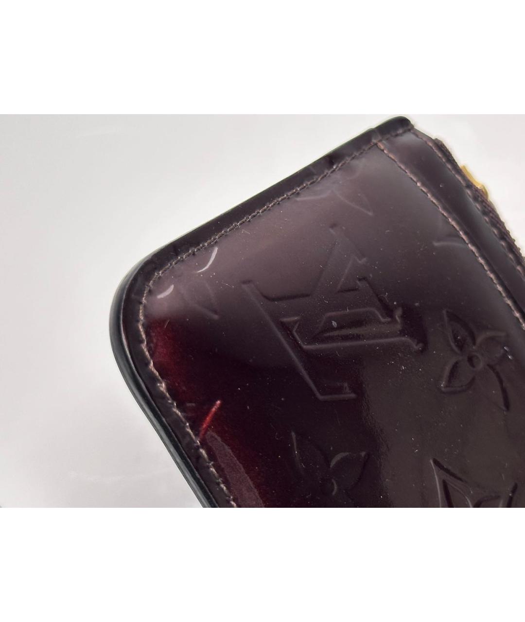 LOUIS VUITTON Бордовый кардхолдер из лакированной кожи, фото 7