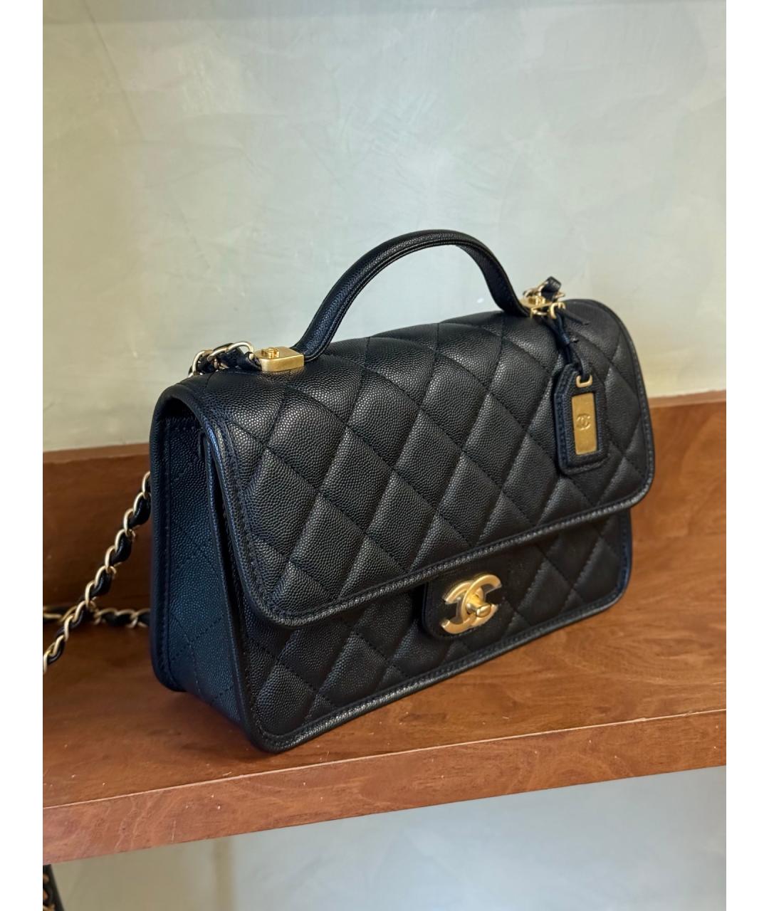 CHANEL Черная кожаная сумка через плечо, фото 4