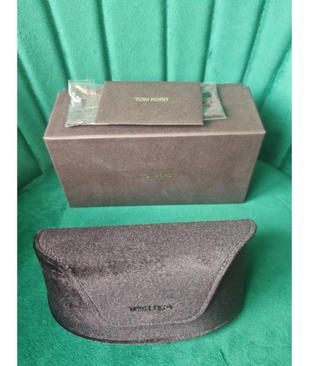 TOM FORD Черные пластиковые солнцезащитные очки, фото 6