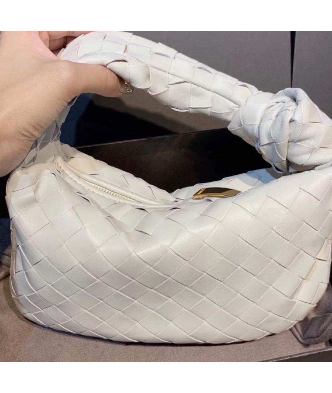 BOTTEGA VENETA Белая кожаная сумка с короткими ручками, фото 4