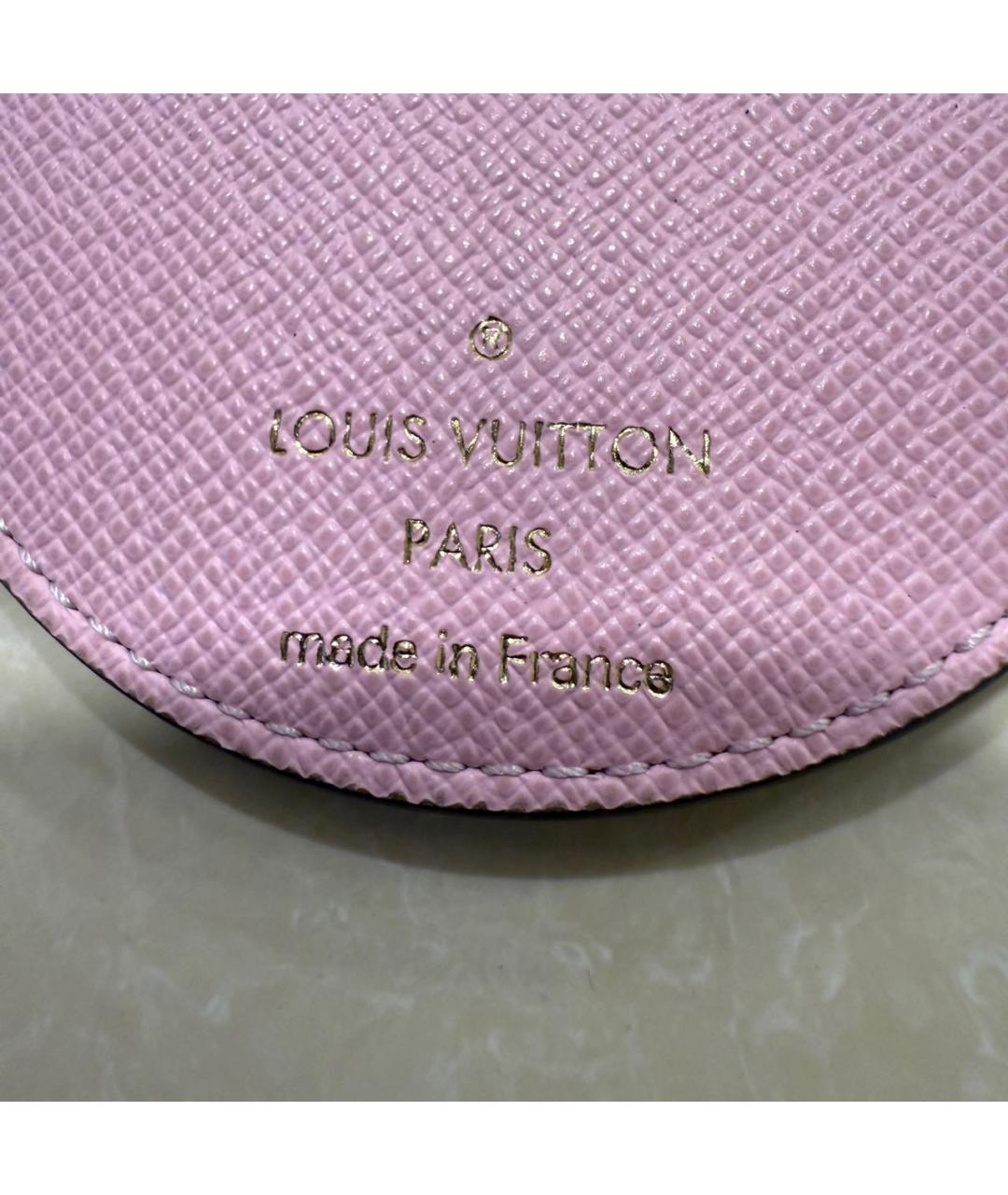 LOUIS VUITTON Коричневый брелок, фото 7