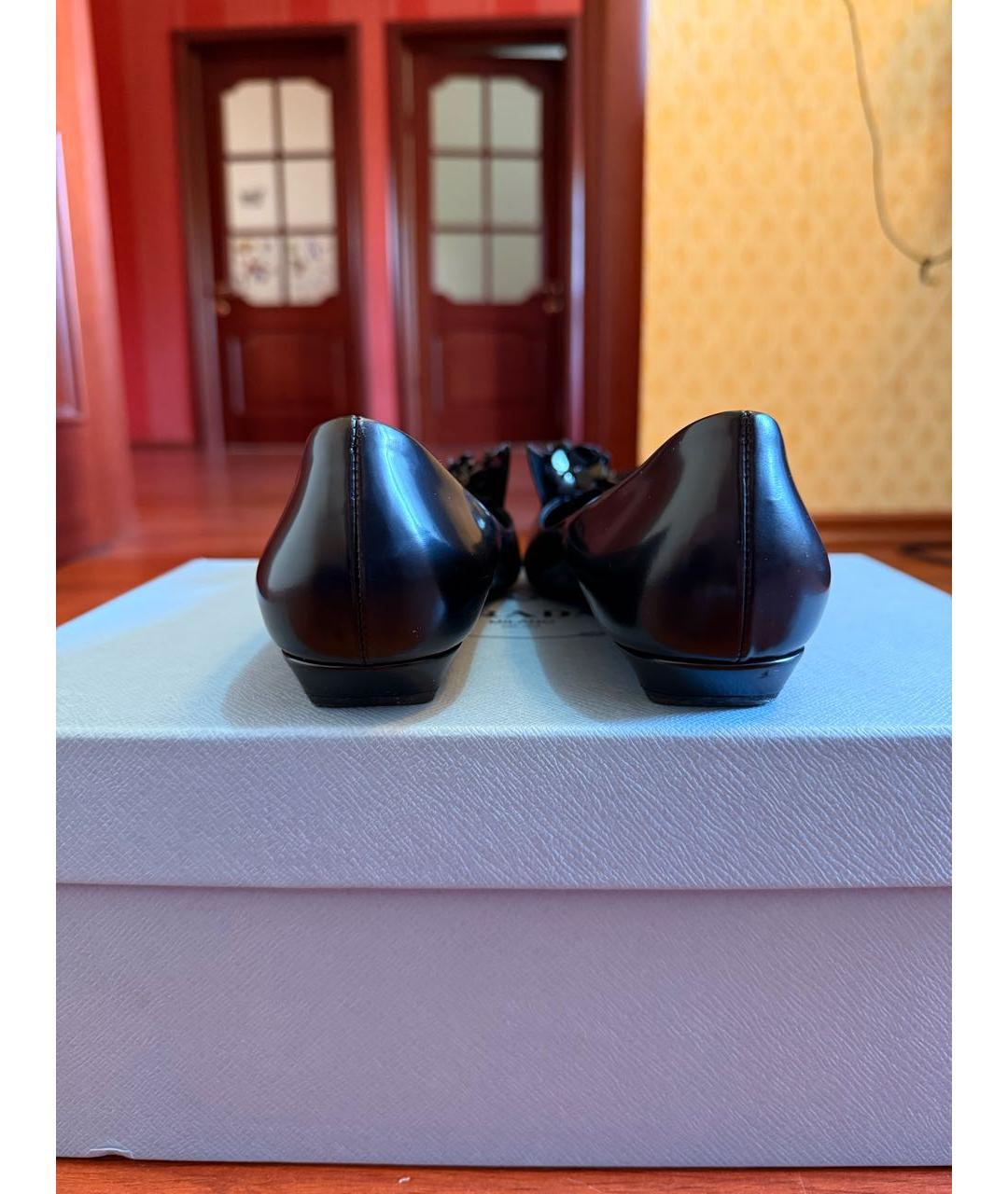 PRADA Черные кожаные туфли, фото 4