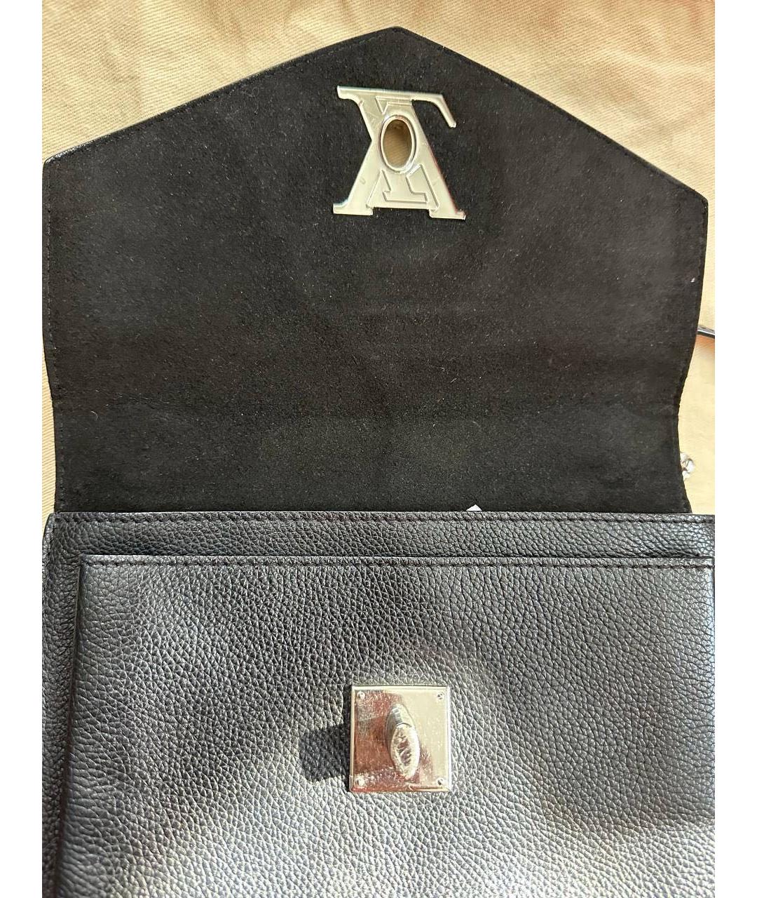 LOUIS VUITTON Черная кожаная сумка через плечо, фото 3