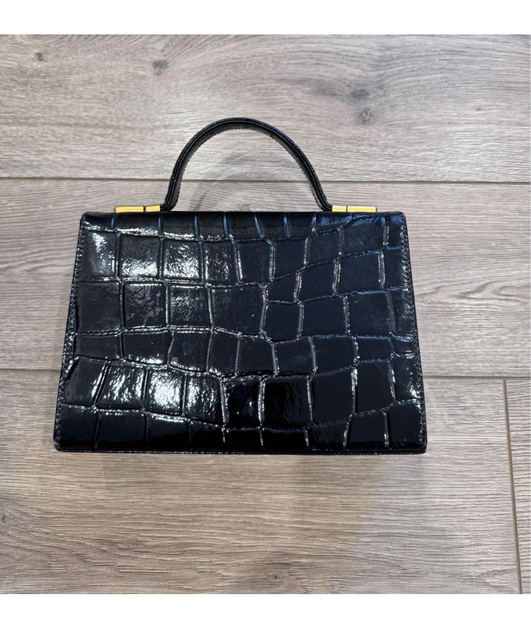 VERSACE Черная сумка с короткими ручками из лакированной кожи, фото 3