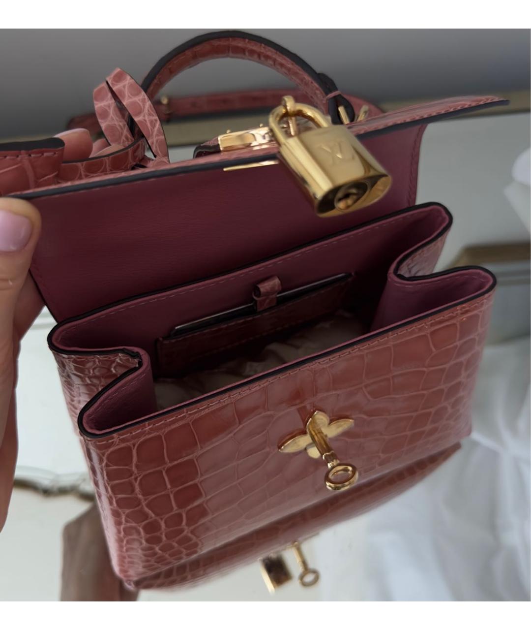LOUIS VUITTON Коралловая сумка с короткими ручками из экзотической кожи, фото 4