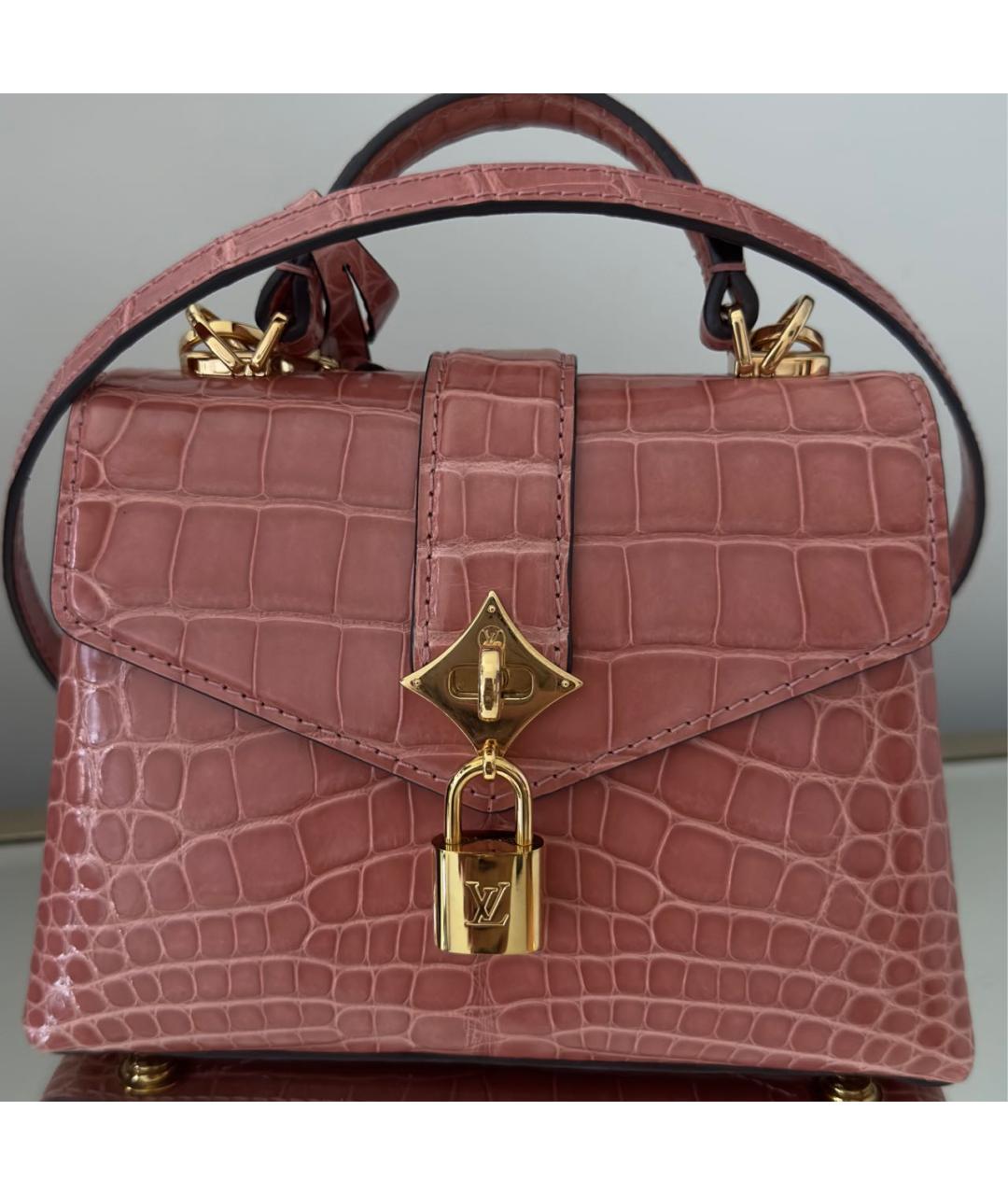 LOUIS VUITTON Коралловая сумка с короткими ручками из экзотической кожи, фото 7