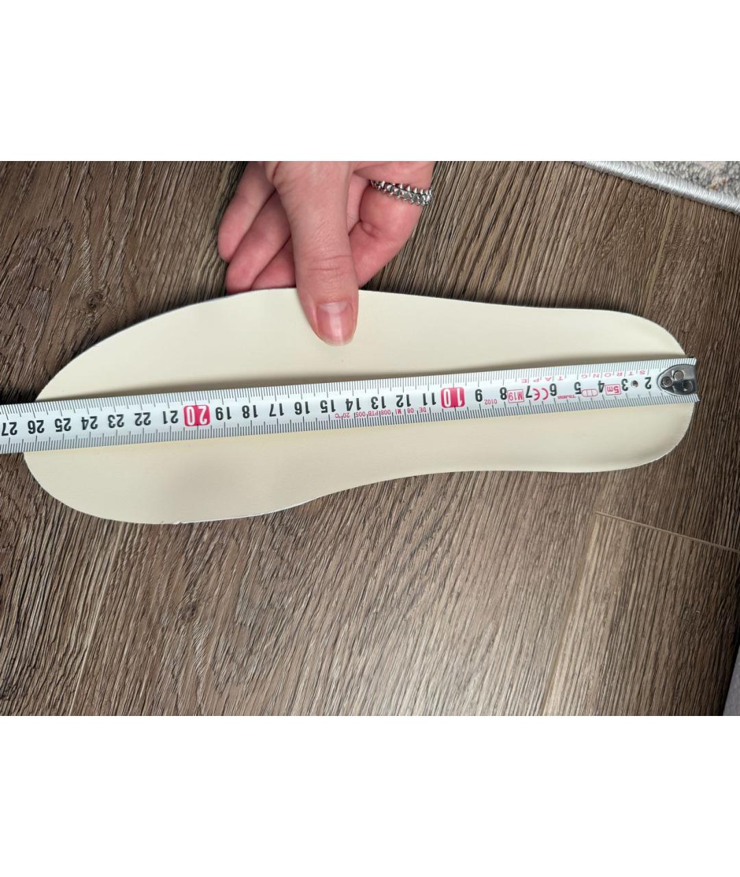 CHRISTIAN DIOR Бежевые резиновые сапоги, фото 5