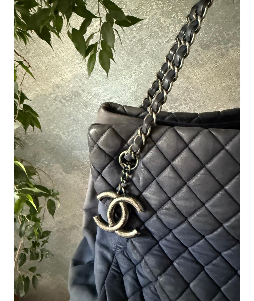CHANEL Синяя кожаная сумка тоут, фото 2