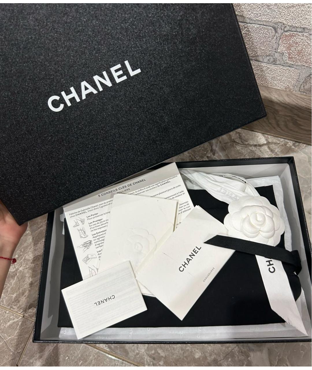 CHANEL Черные замшевые мюли, фото 7