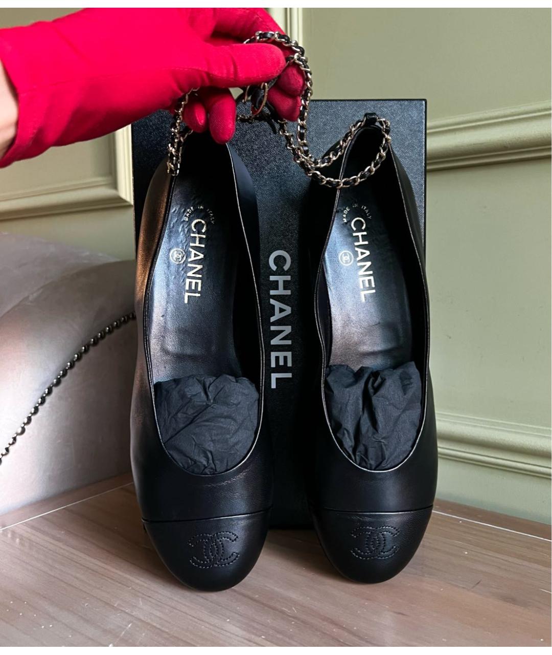 CHANEL Черные кожаные балетки, фото 2
