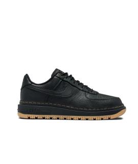 NIKE Низкие кроссовки / кеды