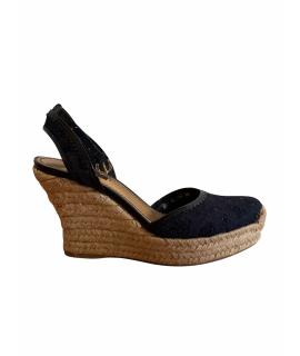 LOUIS VUITTON Босоножки