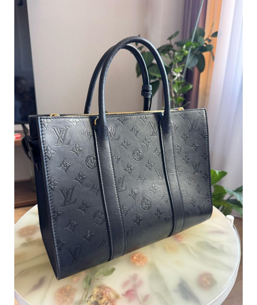 LOUIS VUITTON Черная кожаная сумка с короткими ручками, фото 2