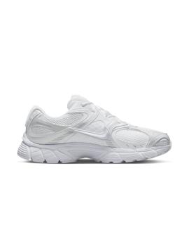 NIKE Кроссовки