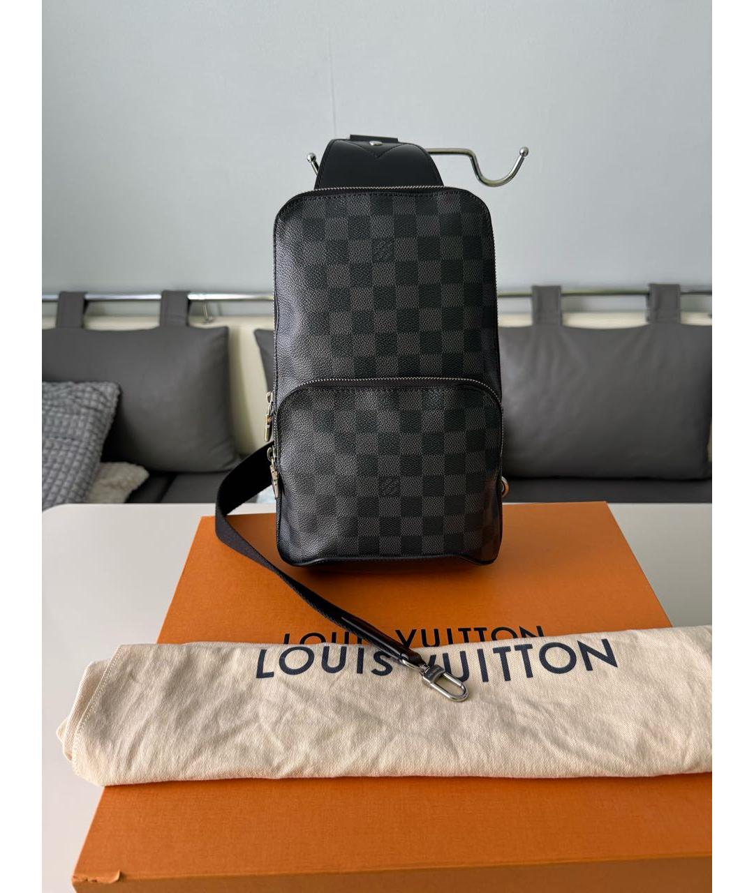 LOUIS VUITTON Черная сумка на плечо, фото 9