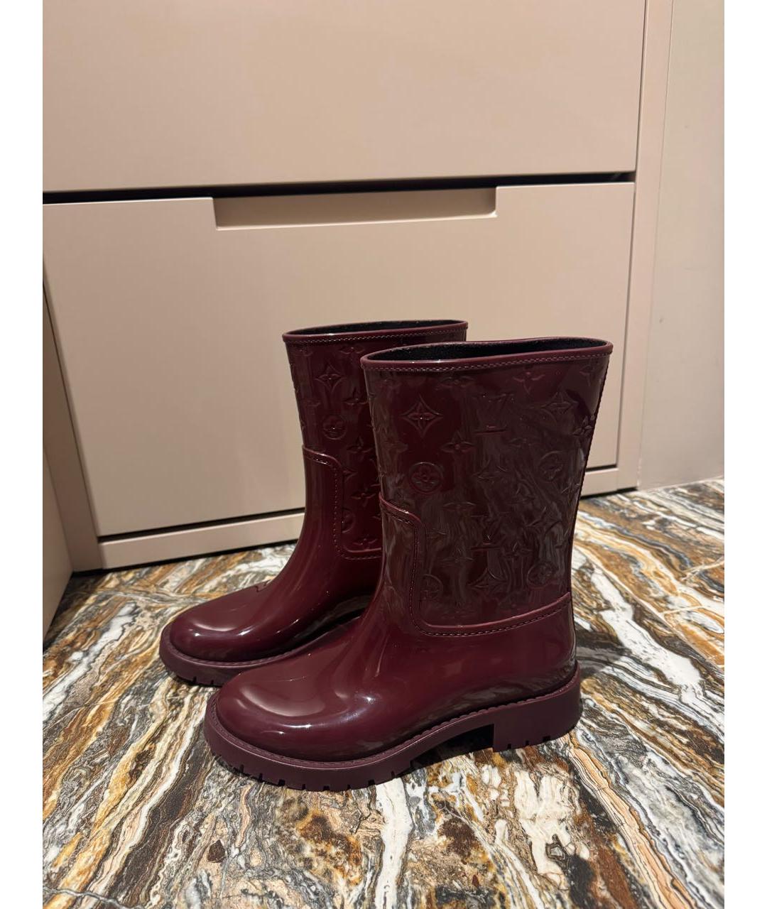 LOUIS VUITTON Бордовые резиновые сапоги, фото 2