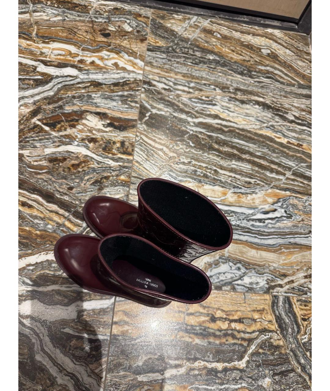 LOUIS VUITTON Бордовые резиновые сапоги, фото 4